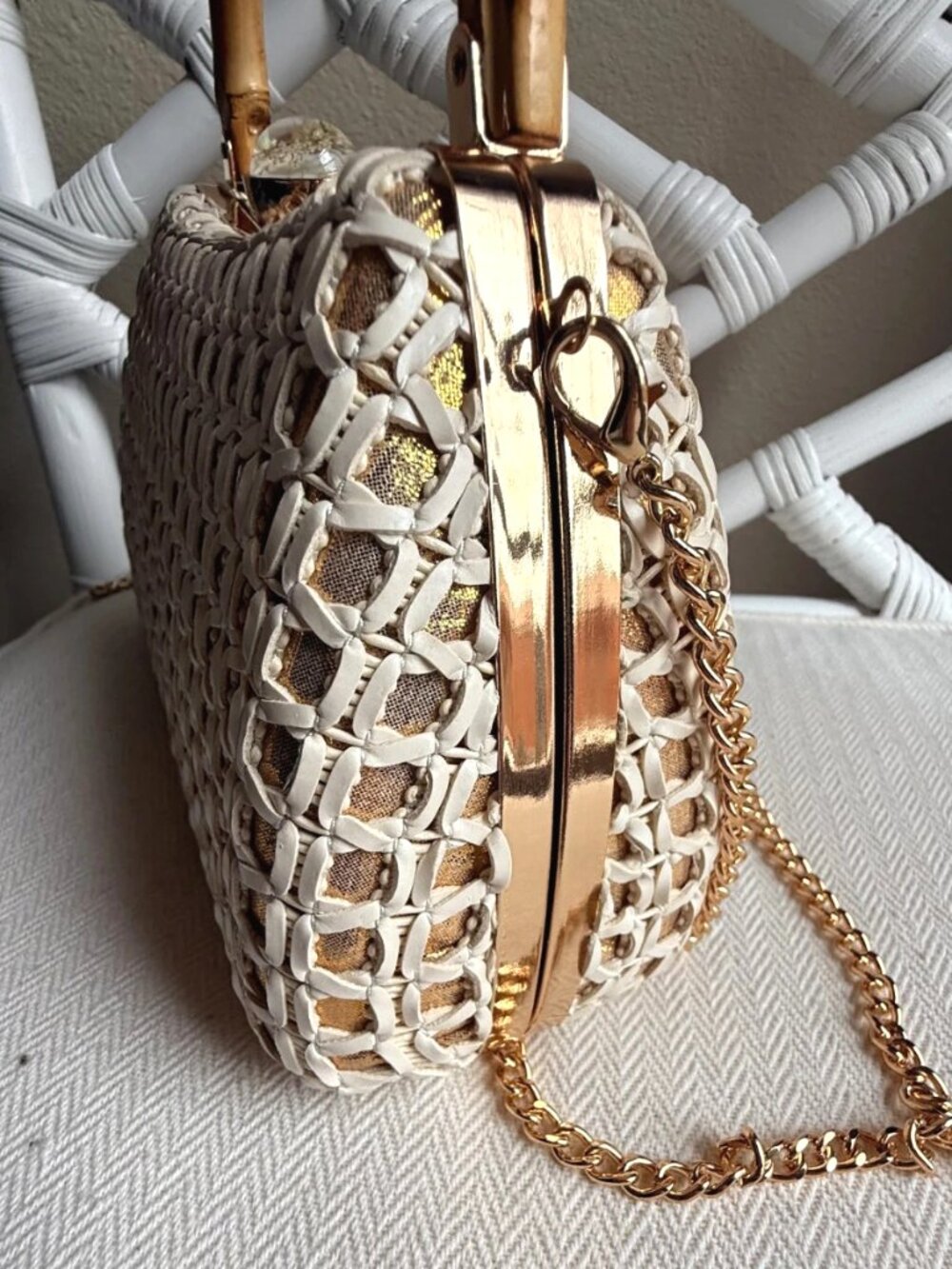 Tommy Bahama Woven Bamboo Handle Clutch Crossbody Chain Bag White Gold NWT - Picture 6 of 16